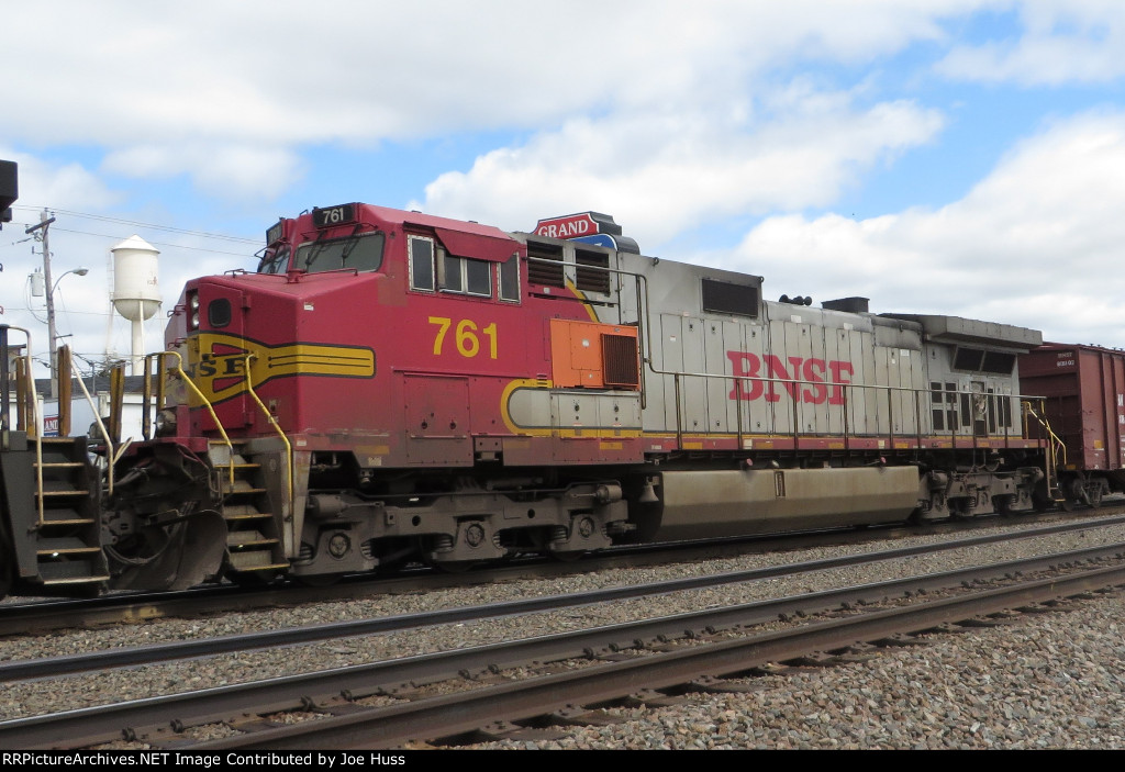 BNSF 761